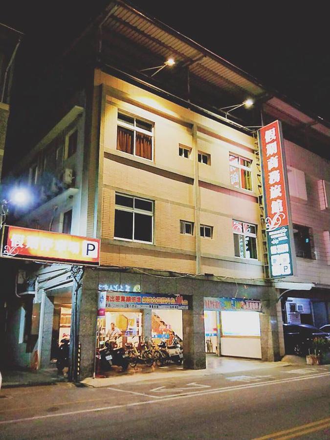 Holiday Business Hotel T'ai-tung エクステリア 写真